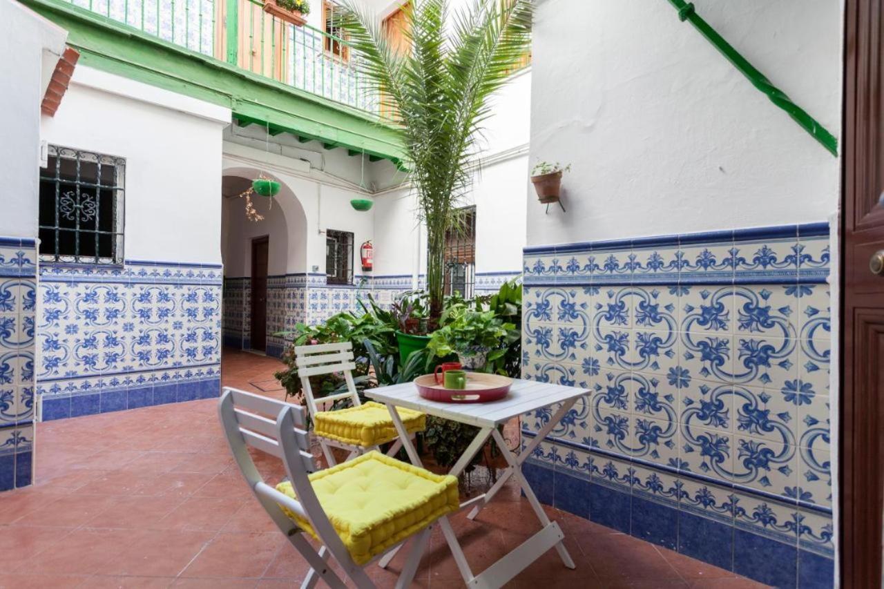 Wish Suite Pureza De Triana Sevilla Exterior photo